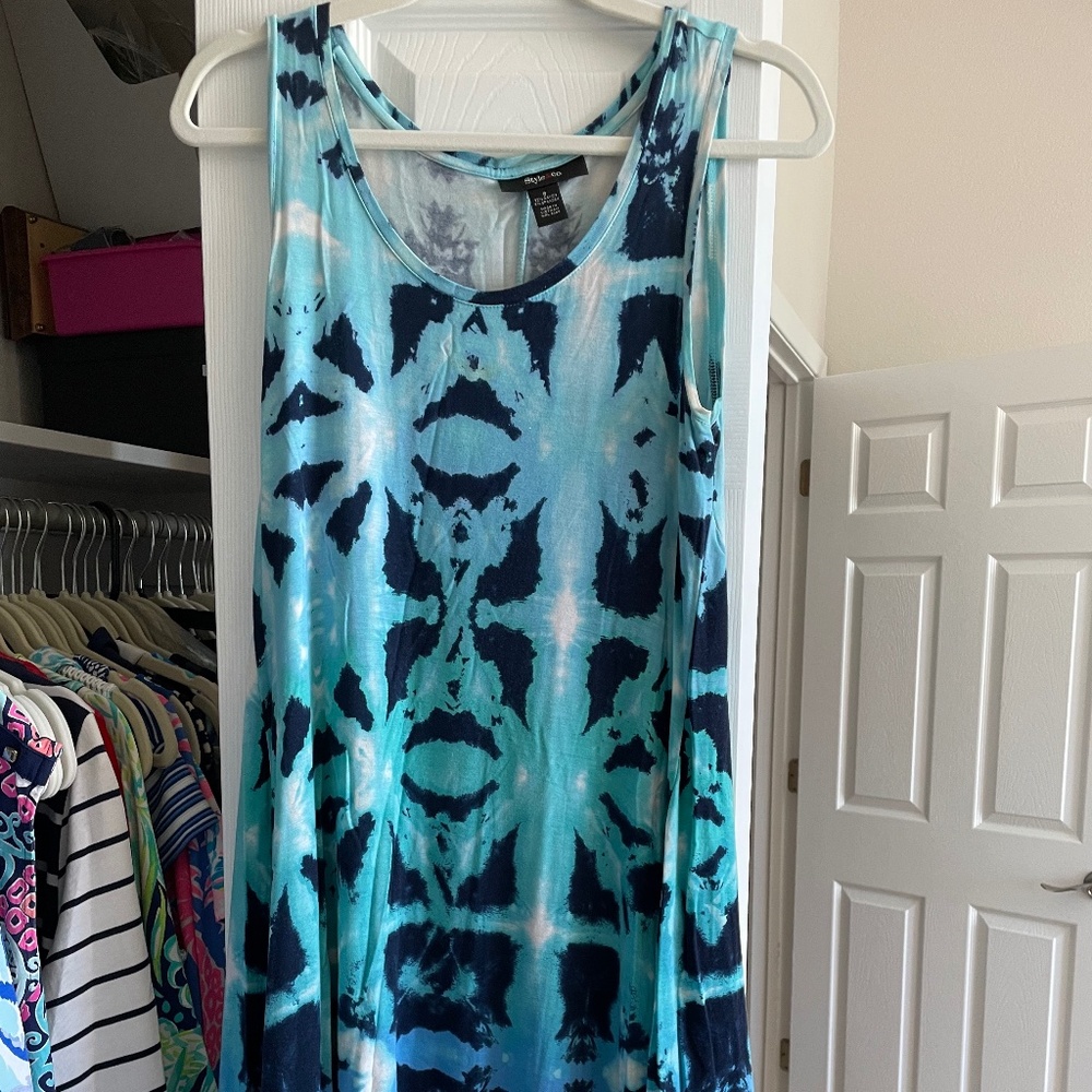 Syles & Company Size S